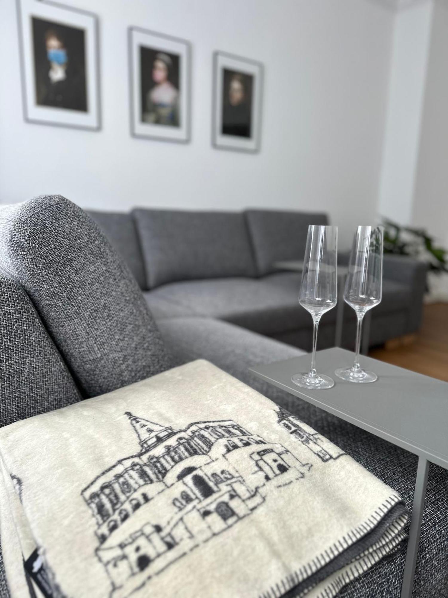 Apartment In Bad Wilhelmshoehe Mit Grossem Balkon Im Gruenen Und Kostenfreien Parkplaetzen Кассель Екстер'єр фото