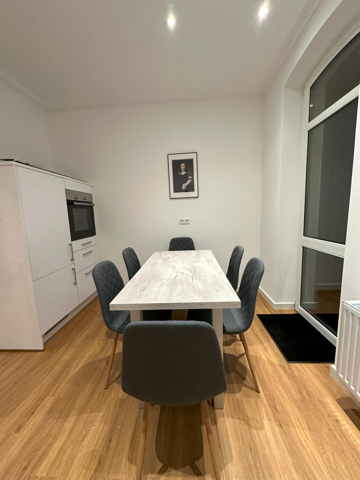 Apartment In Bad Wilhelmshoehe Mit Grossem Balkon Im Gruenen Und Kostenfreien Parkplaetzen Кассель Екстер'єр фото
